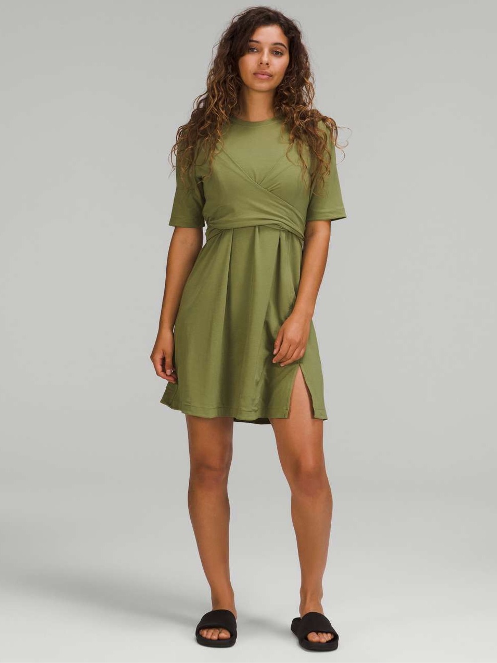 Lululemon Cotton Wrap-Front T-Shirt Dress
Bronze Green size 8